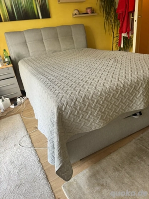 Boxspringbett zu verschenken an selbstabholer.