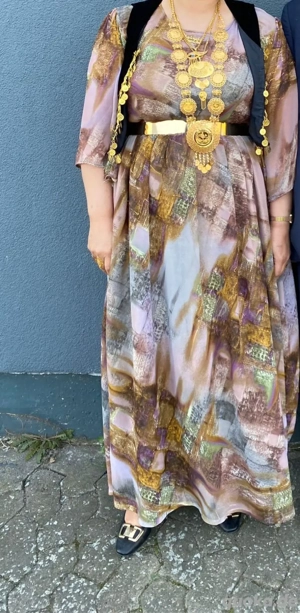 Kurdisches Kleid