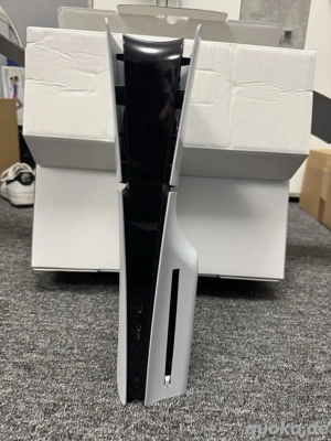 Sony PlayStation 5 Slim 1TB Disc Edition 