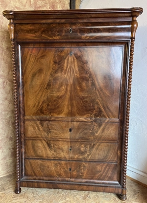 Verkaufe einen wunderschönen alten Klapp- Sekretär