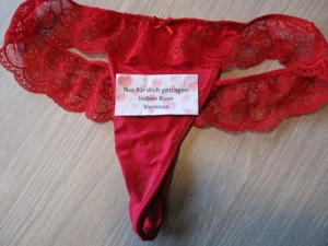 Rote getragene Tangas mit Spitzen Rand ! Getragene Slips !