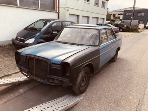 Mercedes-Benz 230.4 W115 Strichacht zum Restaurieren Bild 6