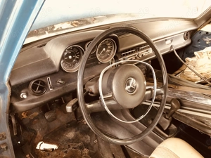 Mercedes-Benz 230.4 W115 Strichacht zum Restaurieren Bild 7