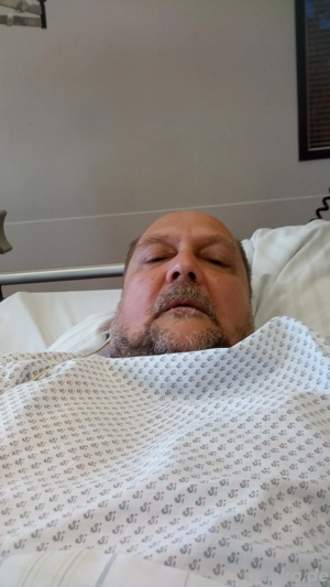 opa 59 nach Schlaganfall,sucht jüngere Frau 21-30