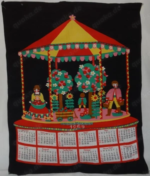 TW Wandkalender Stoffkalender 1969 Jahreskalender 42x56 Baumwolle schwarz Kinderkarussell Dekoration