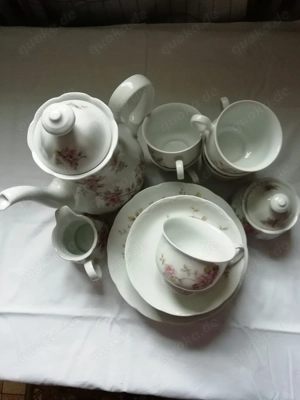 Kaffeegeschirr Mitterteil weiss mit rosa grünen Blümchen und Rankenf