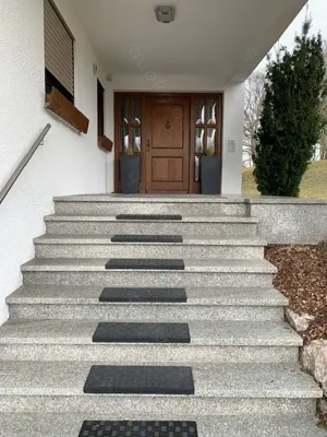 Traumhafte Dachgeschoßwohnung mit Bergblick