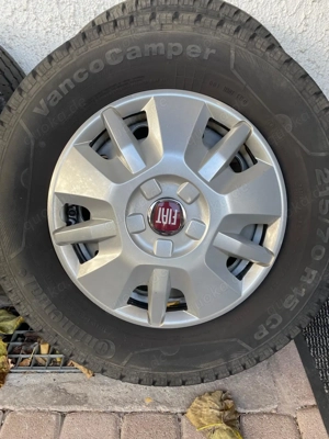 Ganzjahresreifen für Fiat Ducato mit Stahlfelgen und Radkappen