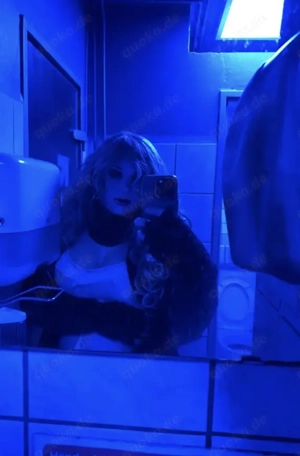 Leila sucht attraktive Typen 