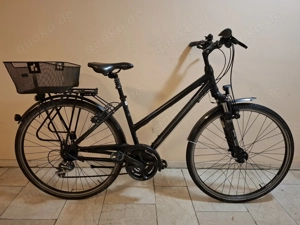 28" Alu Damen Trekkingrad von Gudereit mit 24 Gänge, Nabendynamo Korb und Schloß