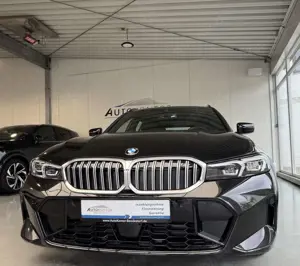 BMW 330 i xDrive M Sport Autom.. *LED *Navi *Kamera *ACC *