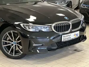 BMW 320 e/Aut/LCPPro/Navi/LEDerSportStz/DrivParkAs+ Bild 2
