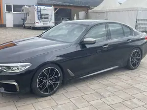 BMW M550 Absolute Vollausstattung - V-Max Aufhebung Bild 4