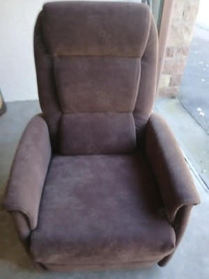 Neuw. HIMOLLA Fernsehsessel elektrisch mit Aufstehhilfe