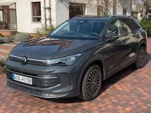 Volkswagen Tiguan Tiguan 1.5 eTSI OPF DSG Life Bild 2