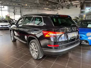 Skoda Kodiaq Clever 4x4 PANO 360° LED NAVI Bild 5