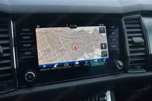 Skoda Kodiaq 2.0 TDI Ambition*AHK*NAVI*LED*SHZ*PDC* Bild 3