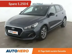 Hyundai i30 1.4 MPI Passion*TEMPO*CAM*PDC*SHZ*ALU*KLIMA*