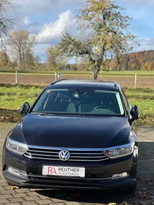 Volkswagen Passat Variant Comfortl 2.0 TDI*HU NEU*NAVI*1.HD Bild 2