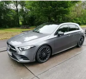 Mercedes-Benz A 180 -TÜV NEU-AMG Line, Panoramadach