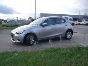 Mazda 2 Center-Line