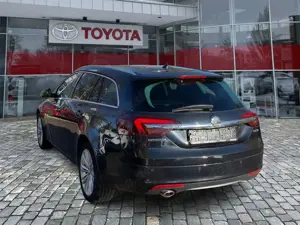 Opel Insignia ST 2.0 CDTi 4x4 Allrad* 8fach Bereift Bild 3