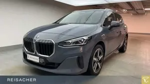 BMW 218 218dA Active Tourer LCProf,adLED,ACC,360°