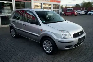 Ford Fusion Trend Automatik Panorama Allwetter Bild 3