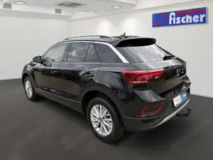 Volkswagen T-Roc 1.5 TSI Life Garantie Standhzg Navi RFK AHK Bild 5