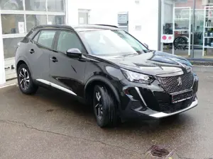 Peugeot 2008 Peugeot 2008 Allure PT 130 ACC/NAVI/AHK Bild 3