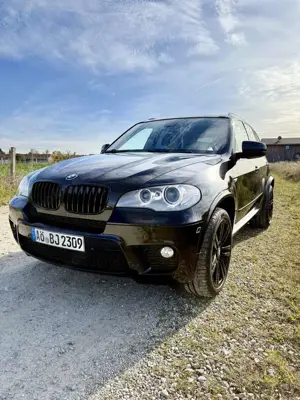 BMW X5 40d E70 xDrive 8-fach Bereift