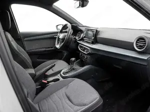 SEAT Arona 1.0 TSI Xperience DSG AHK FULL-LINK PDC Bild 2
