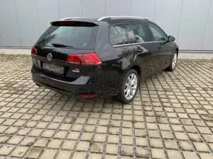 Volkswagen Golf Variant VII Variant 1.4 TSI 150 PS Highline PANORAMA/17-Z Bild 3