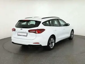 Ford Focus 1.5 EcoBlue CC LED Navi Winterpaket DAB Bild 5