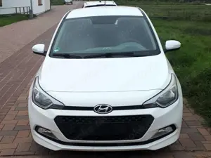 Hyundai i20 i20 1.2 Active Bild 2