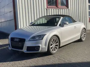 Audi TT 1.8 TFSI Coupe Cabrio ~Leder~Navi~Xenon~Sitzhzg Bild 1