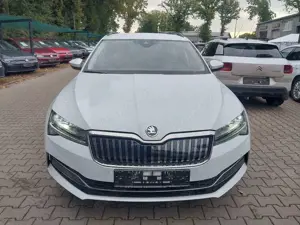 Skoda Superb Combi Ambition iV *1.HAND*LED*NAVI*