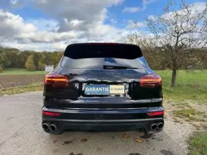 Porsche Cayenne S Diesel*PANO*AHK*BI-XENON*KAMERA*BBS* Bild 5