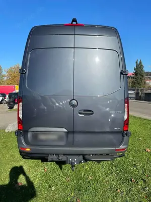 Mercedes-Benz Sprinter Bild 4