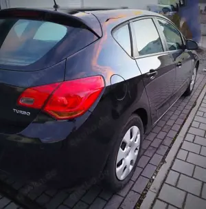 Opel Astra 1.4 Turbo Edition