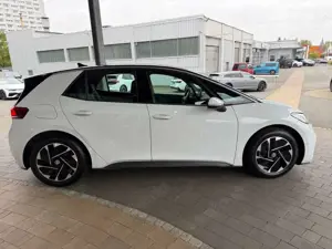Volkswagen ID.3 Pro 62kWh RFK/LED/ACC/NAVI Bild 4