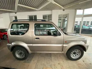 Suzuki Jimny /1.Hand/Servolenkung/elk. Fenster/ Bild 5