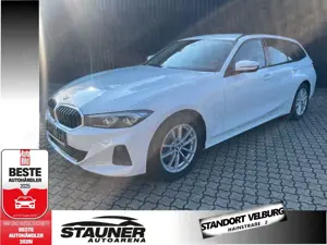 BMW 318 i Touring Facelift /360°Kamera/HeadUp/Sitzh