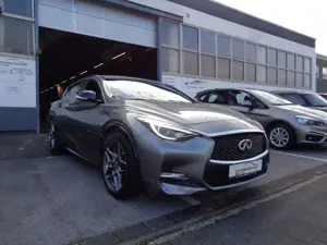 Infiniti Q30 S 2.2 d AWD Sport City Black*LED*NAV*AHK*SPUR