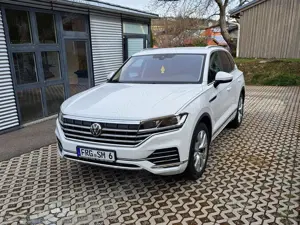 Volkswagen Touareg Atmosphäre AHK Luftfahrwerk Garantie