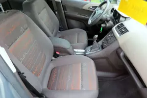 Opel Meriva Meriva B 1.4 Edition - Scheckheft- Allwetterreifen Bild 5