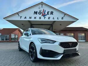 CUPRA Leon Sportstourer 1.5 eTSI DSG / AHK Full Link