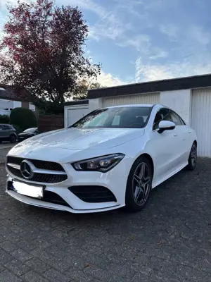 Mercedes-Benz CLA 250 7G-DCT AMG Line Junge Sterne Garantie 08/2026