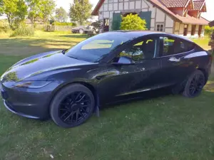 Tesla Model 3 Model 3 RWD Highland