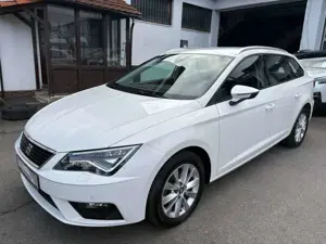 SEAT Leon 2.0 TDI DSG ST Style - LED NAVI SHZ TEMP